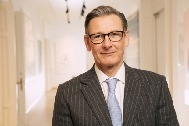 Deutsche Bank Aufsichtsratsmitglied Kauft Sich Eigene Bank Unternehmen 26 08 Fonds Professionell