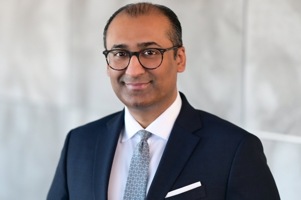 Asad Khan, Commerzbank